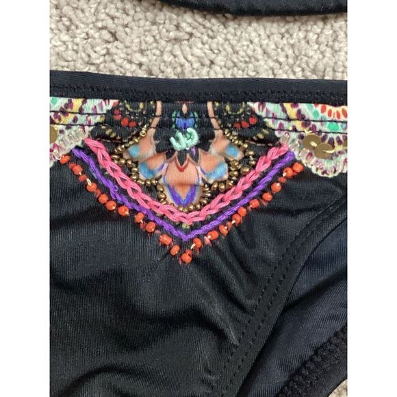 New. Pilyq embroidered full bikini. MIXED SIZES
S-top/L-bottoms. Normally $169 - Picture 7 of 8